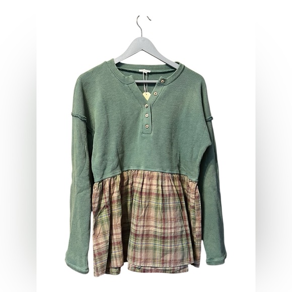 JODIFL Tops - Jodifl Waffle Knit Plaid Peplum Top – Large